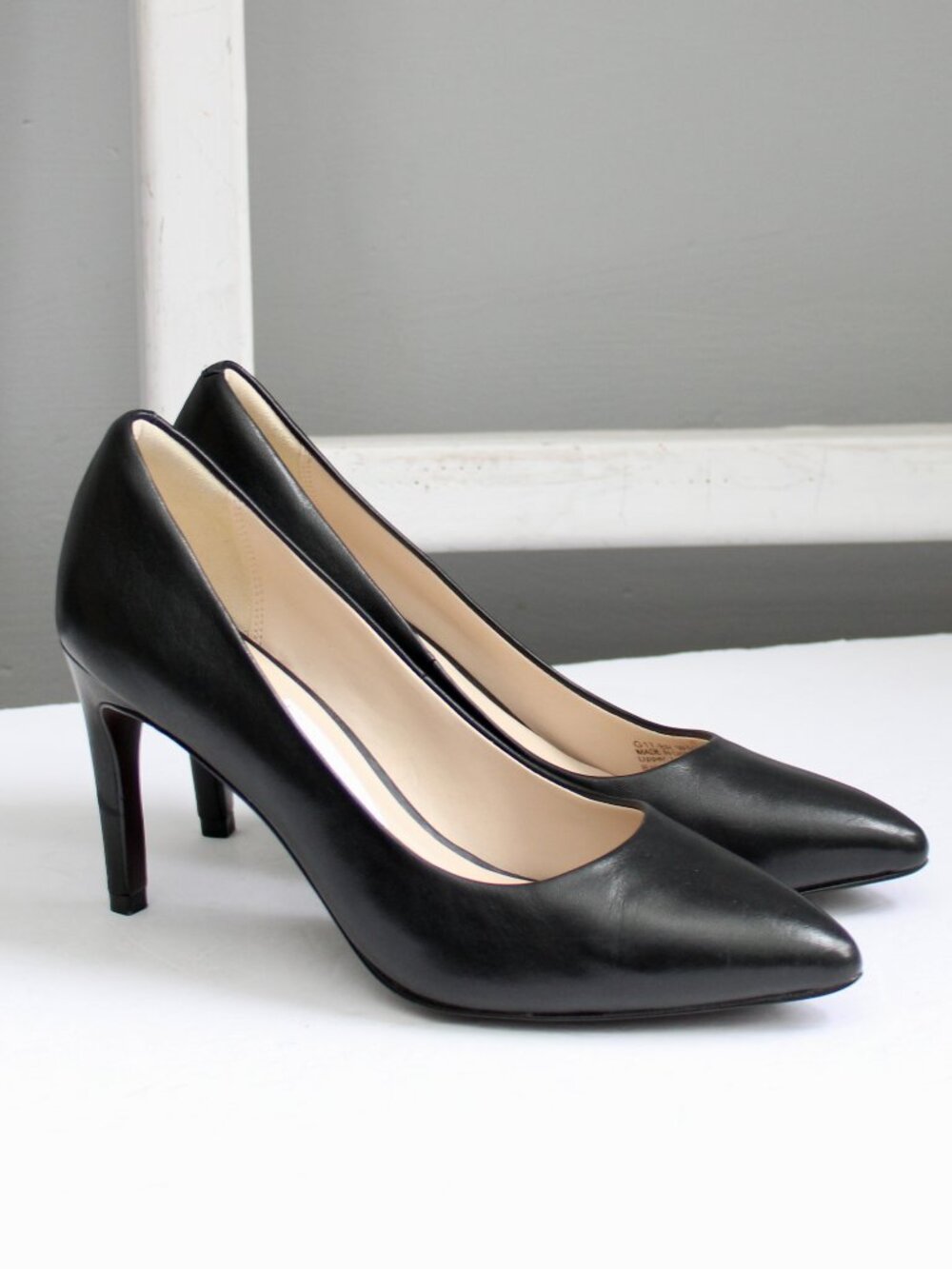 Cole Haan Grand OS Black Leather Pointy Toe Heels Pumps Size 7.5